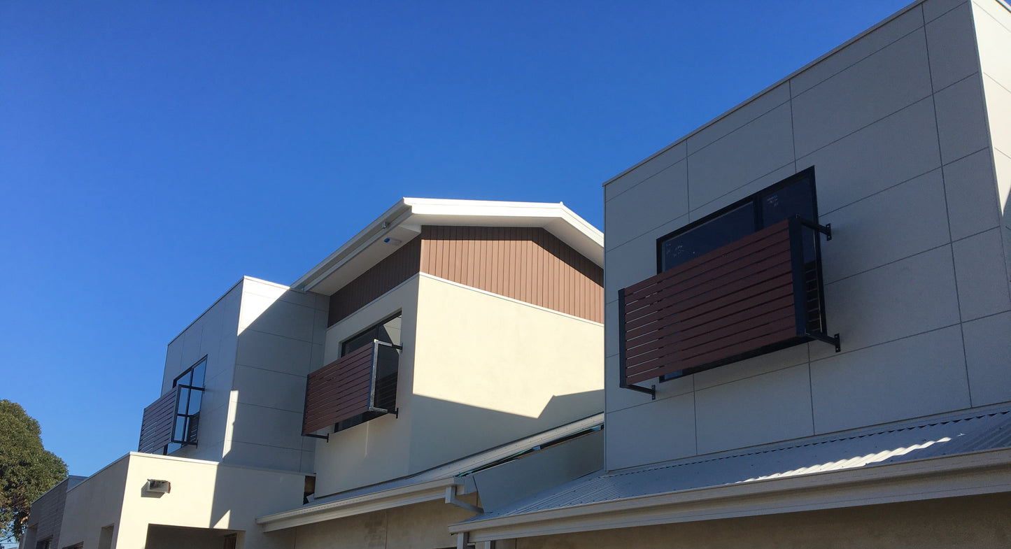 L-Shaped Privacy Screen Wall Bracket
