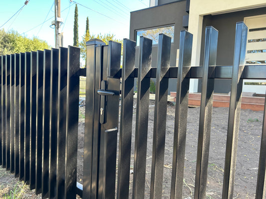 Aluminium Maxi Blade Gate-Right Side Handle