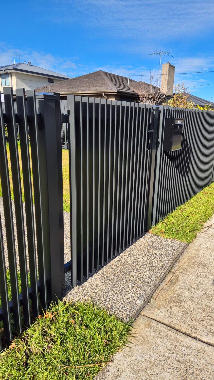 Aluminium Mini Blade Gate-Left Side Handle