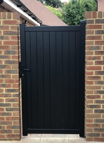 DIY Full Privacy Vertical Slat Gate (1800mm high x 1520mm wide)