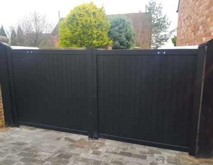 Double DIY Full Privacy Vertical Slat Gate (1800mm high x 3040mm wide)