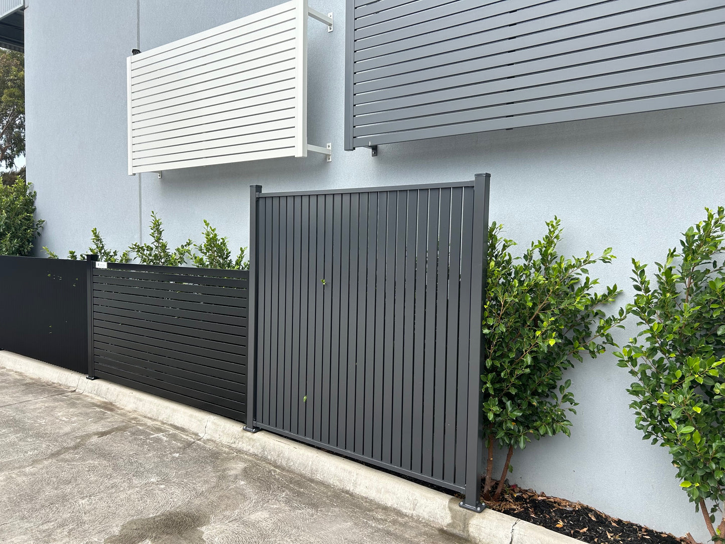 DIY Vertical Maxi Slat Panel (2400mm high x 1810mm wide)