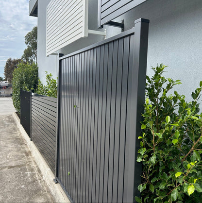 DIY Vertical Maxi Slat Panel (2400mm high x 1810mm wide)